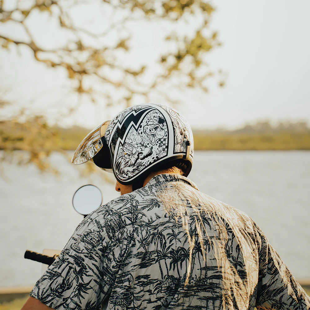 DOT Approved Daytona Cruiser Open Face Motorcycle Helmet - Men, Women & Youth - With Visor & Graphics - W/ Graffiti - Image 9